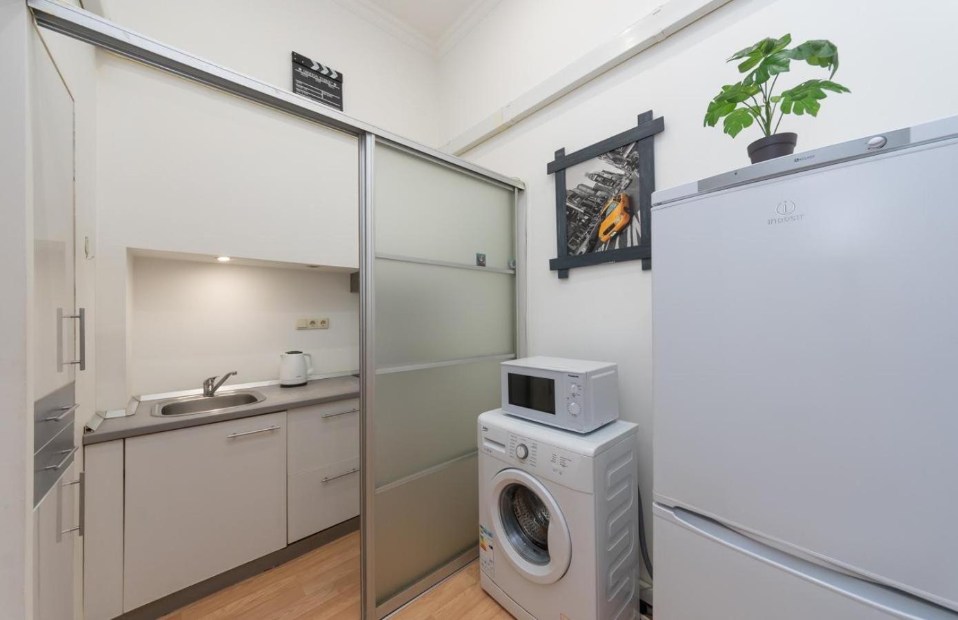 Kievaccommodation In The Center 24H Self Check-In Buitenkant foto